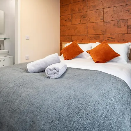 Nodpod Capsule hotel Felton (Somerset)
